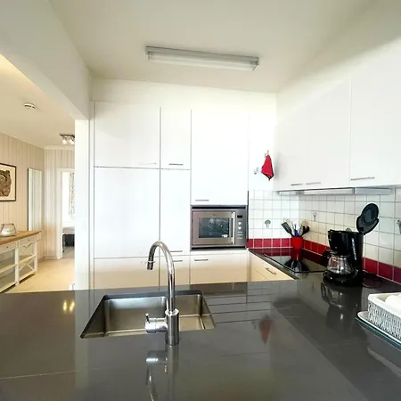 Апартаменты In Nieuwpoort With Sea Views Миделкерк